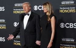 Netflix thâu tóm 72 tỷ USD bị Trump cảnh báo có thể trở thành “vấn đề lớn”