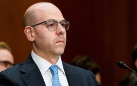 Fed bị “đánh lạc hướng” bởi số liệu lạm phát: Quan chức thân Trump kêu gọi hạ lãi suất quyết liệt hơn