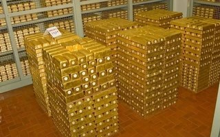 Quốc gia tích trữ vàng nhiều nhất thế giới gần 25 năm qua, vượt Trung Quốc