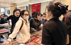 Giá vàng áp sát đỉnh lịch sử 160 triệu đồng/lượng, bạc lập kỷ lục mới: Nhận định từ giới chuyên gia
