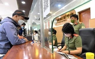 Quy định mới về xuất cảnh có hiệu lực từ tháng 7, nhiều người nộp thuế được hưởng lợi