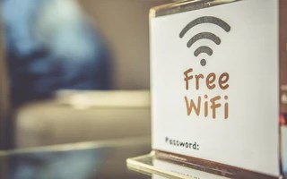 Công an cảnh báo khi dùng WiFi công cộng: Không thực hiện giao dịch ngân hàng