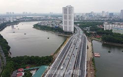 Thông xe cầu vượt 'trăm tỷ' qua hồ Linh Đàm
