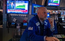 Phố Wall nín thở trước loạt dữ liệu vĩ mô, Fed đứng trước ngã rẽ chính sách tiền tệ