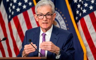 Fed thận trọng trước biến động: Lãi suất giữ nguyên, triển vọng giảm dần bị thu hẹp