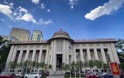 NHNN hút ròng gần 26.000 tỷ dù tăng OMO, lãi suất liên ngân hàng đi lên 