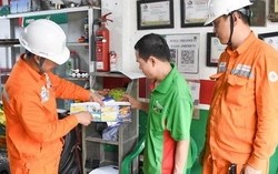 Thông báo quan trọng từ EVN Hà Nội: Cảnh báo nguy cơ quá tải và cháy nổ điện trong thời tiết nắng nóng