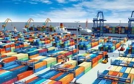 Bộ Công Thương đơn giản hóa 36 thủ tục xuất nhập khẩu, tập trung cải cách cấp C/O từ ngày 1/5