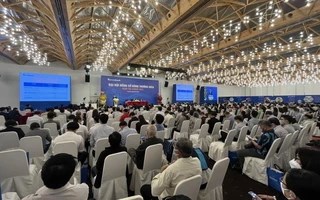 Làn sóng họp cổ đông ngân hàng dồn dập, riêng 24/4 có tới 6 nhà băng cùng tổ chức