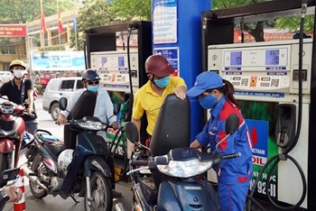 Doanh nghiệp xăng dầu lo "sân sau" thâu tóm thị trường