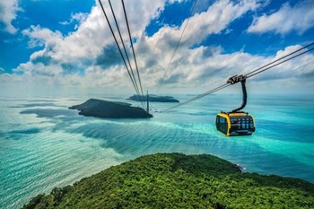 Phú Quốc đổi thay mạnh mẽ, trở thành “đảo không ngủ” gây chú ý tại Đông Nam Á