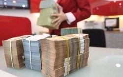 Lãi suất trái phiếu ngân hàng tăng mạnh, áp lực huy động vốn ngày càng lớn