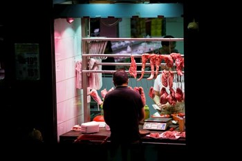 Giữa “cơn bão” an toàn thực phẩm, Doanh nghiệp nên làm gì 