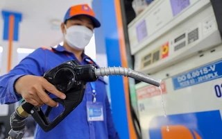 Đề xuất kéo dài giảm thuế xăng dầu thêm 3 tháng, người dân và doanh nghiệp có thể tiếp tục hưởng lợi
