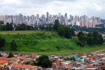 Khuyến nghị nào cho các nước đang phát triển khi FDI suy giảm