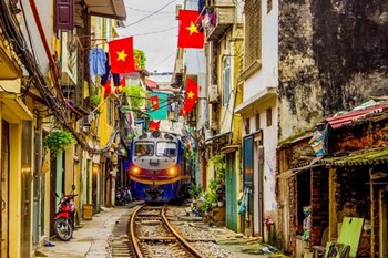 Bộ sản phẩm “80 trải nghiệm” mùa lễ hội - Hà Nội kết nối du lịch với đường sắt