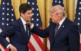 Ông Trump khẳng định tin tưởng Chủ tịch Fed, tiếp tục đề nghị hạ lãi suất