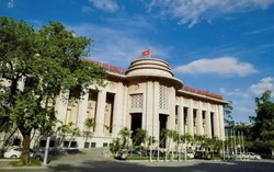 Thống đốc Phạm Đức Ấn triệu tập lãnh đạo các ngân hàng thương mại họp trực tiếp