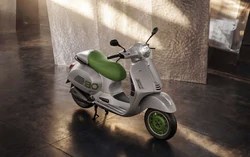 Honda và Vespa ra mắt xe máy xăng mới, hướng đến nhóm khách hàng chuộng thiết kế và công nghệ