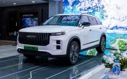 Thị trường ô tô Việt Nam đổi trục cạnh tranh: “ưu đãi kép” nhường chỗ cho xu hướng “ưu đãi ba”