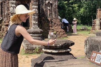 Chuyển đổi số: “Bước đệm” giúp du lịch Việt vươn tầm quốc tế