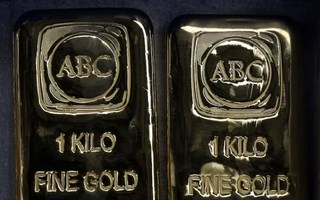 Giá vàng lập kỷ lục lịch sử khi thị trường đặt cược Fed tiếp tục hạ lãi suất