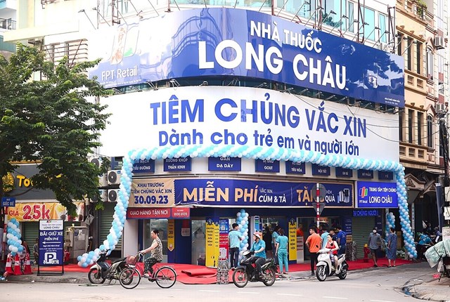 Doanh nghiệp nội giữ ngôi đầu bán lẻ Việt Nam: WinCommerce và Long Châu bứt phá năm 2025 - Ảnh 2