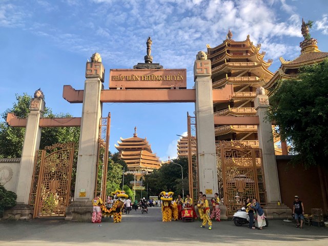 Gợi ý 10 điểm check-in Tết không tốn phí ở TP.HCM, đậm nét truyền thống và lên hình như phim cổ trang - Ảnh 5