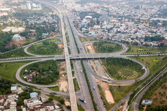 N&uacute;t giao cầu vượt Trạm 2 (TP Thủ Đức) - Xa lộ H&agrave; Nội