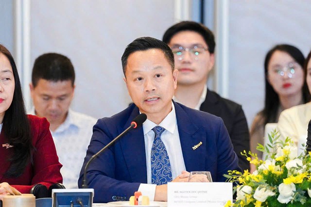 &Ocirc;ng Nguyễn Đức Quỳnh, Chủ tịch ki&ecirc;m CEO MENAS Group ph&aacute;t biểu v&agrave; chia sẻ về tiềm năng hợp t&aacute;c giữa MENAS với c&aacute;c doanh nghiệp Th&aacute;i Lan.