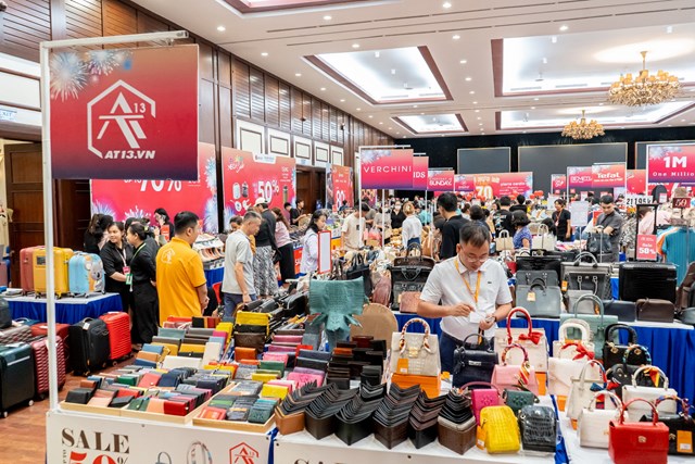 Ngày hội Mega Sale 2025 diễn ra sôi động tại Cung Hội nghị Quốc tế, Furama Resort Đà Nẵng