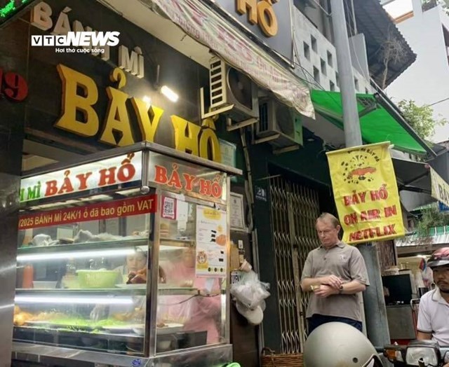 Mỗi ổ b&aacute;nh m&igrave; tăng th&ecirc;m 2.000 đồng từ ng&agrave;y 1/6 với l&yacute; do nộp thuế.