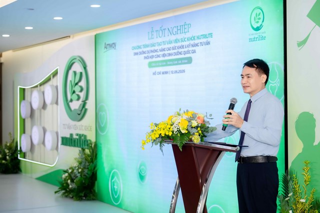 PGS.TS. Trần Thanh Dương, Viện trưởng Viện Dinh dưỡng Quốc gia ph&aacute;t biểu trong buổi lễ.