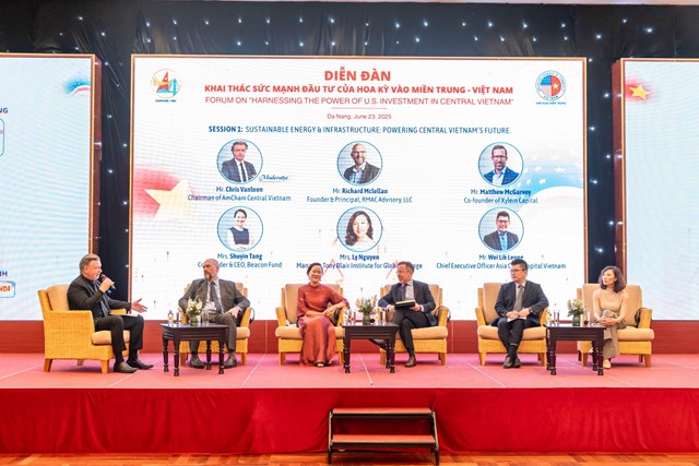 Phi&ecirc;n thảo luận s&ocirc;i nổi về &ldquo;Năng lượng bền vững &amp; Cơ sở hạ tầng bền vững - Động lực cho tương lai miền Trung - Việt Nam&rdquo;