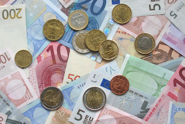 Đồng Euro c&oacute; thể trở th&agrave;nh đồng tiền dự trữ mới nếu EU c&oacute; những ch&iacute;nh s&aacute;ch đ&uacute;ng đắn v&agrave; ph&ugrave; hợp để tạo niềm tin