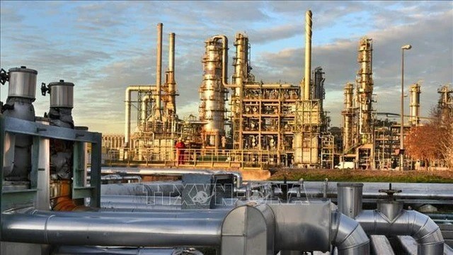 Một cơ sở lọc dầu của Nga. Ảnh: TheMoscowtimes.com/TTXVN