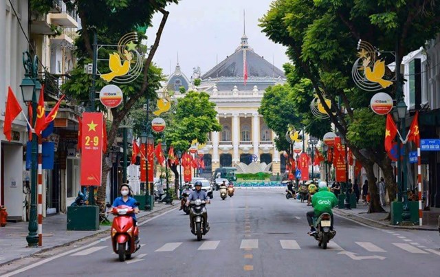 Doanh nghiệp kết hợp với địa phương x&acirc;y dựng g&oacute;i sản phẩm kết hợp giữa city tour &ndash; tour ẩm thực &ndash; tour cộng đồng.