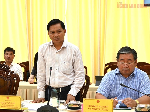 Chủ tịch UBND TP Cần Thơ ph&aacute;t biểu tại cuộc họp