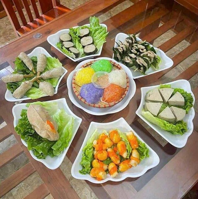 Set chay đơn giản gi&aacute; chưa đến 200.000 đồng. (Ảnh: Facebook)