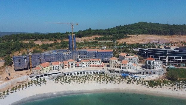 Khu Village Center trong thời điểm thi c&ocirc;ng. Ảnh: HBC.