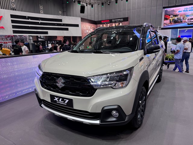 Xe 7 chỗ XL7