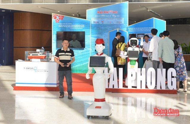 Khoa học - c&ocirc;ng nghệ, đổi mới s&aacute;ng tạo l&agrave; động lực n&acirc;ng cao sức cạnh tranh, tạo nền tảng để TP Hải Ph&ograve;ng ph&aacute;t triển bứt ph&aacute; trong giai đoạn mới