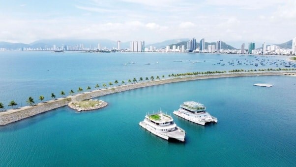 Nha Trang l&agrave; nơi an cư l&yacute; tưởng nhờ vị thế ven biển v&agrave; chất lượng sống xanh.